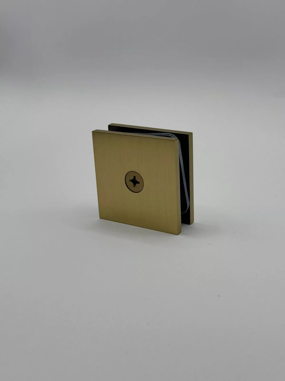 Wall to Glass Square Clips