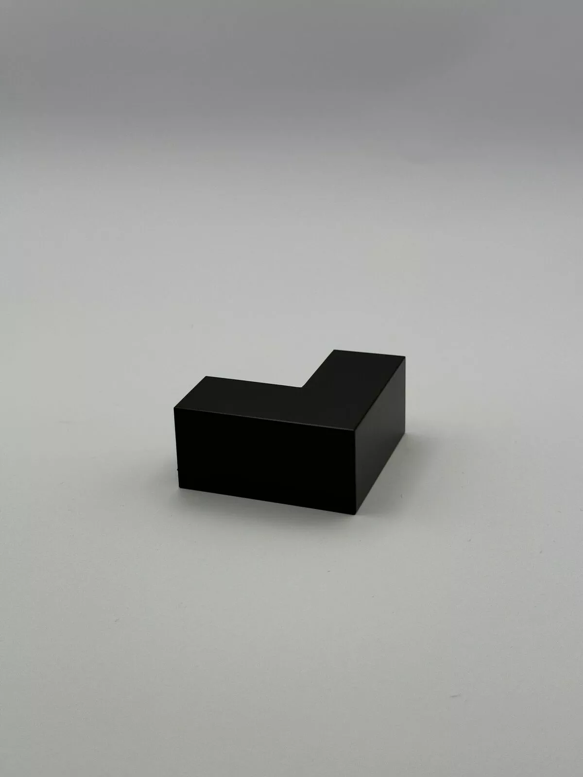 90° Sleeve Over Notchless Clamp